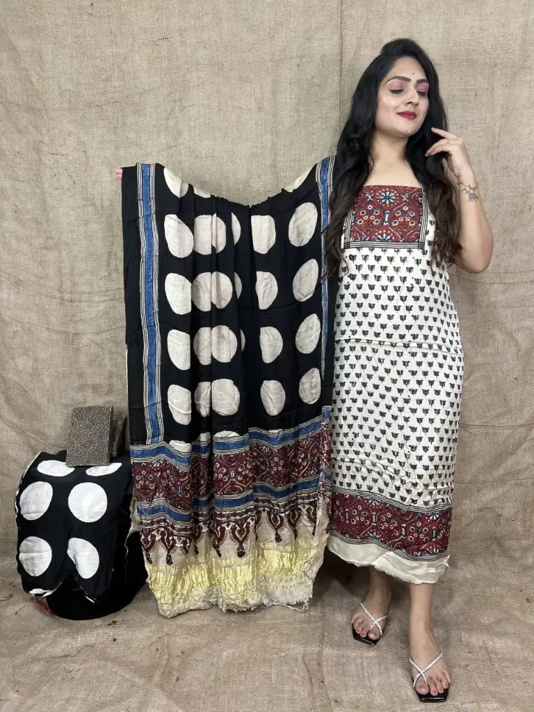 Hanblock printed natural 3 pic suit